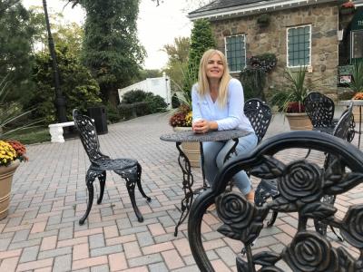 Elena Vodnik - Cat Breeder - TN&comma; US